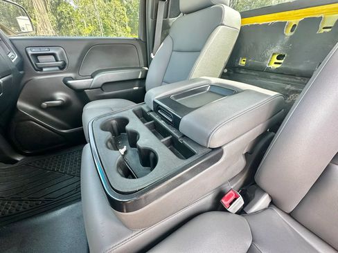 Used 2018 Chevrolet Silverado 1500 W/T RWD image 22