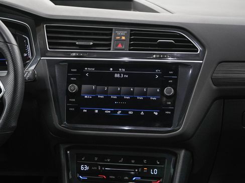 Used 2024 Volkswagen Tiguan SEL R-Line AWD/4WD image 15