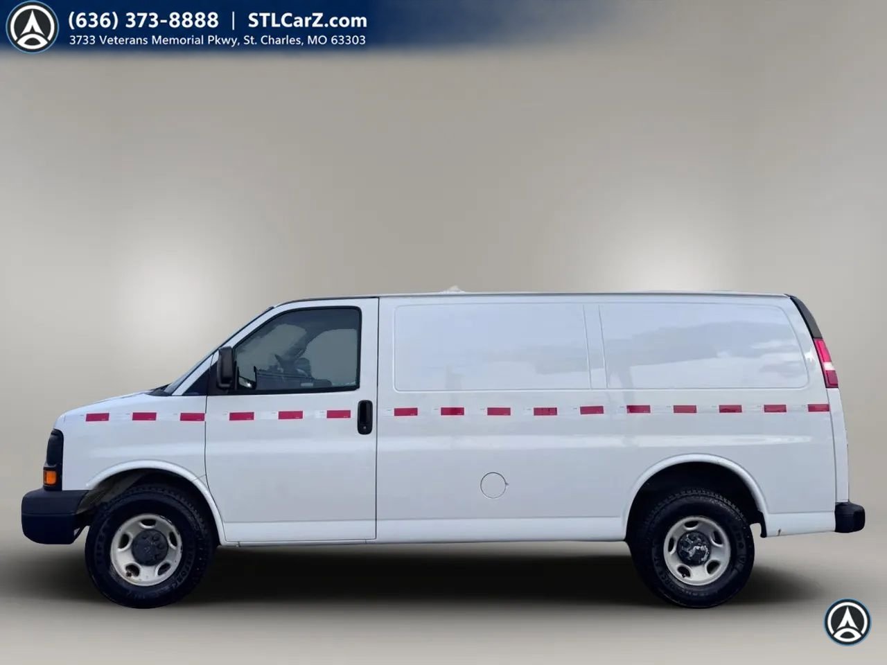 Used 2016 Chevrolet Express 2500 RWD image 6