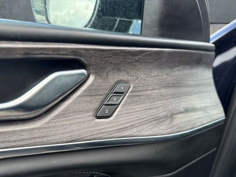 Used 2024 Jeep Grand Cherokee Overland w/ Trailer Tow Package image 15