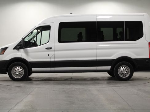 Used 2024 Ford Transit 350 XL image 7