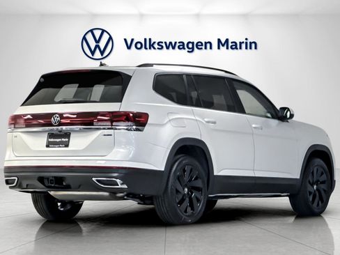 New 2026 Volkswagen Atlas SE image 5
