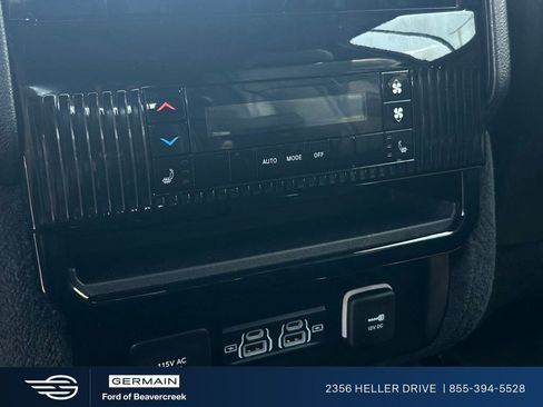 Used 2024 Jeep Wagoneer Series II AWD/4WD image 24