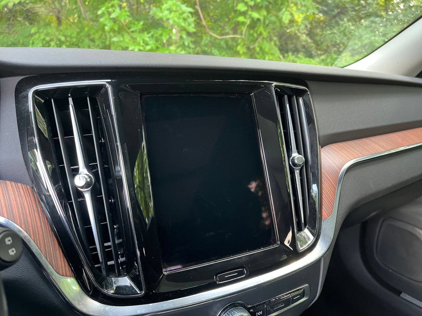 Used 2025 Volvo V60 B5 Cross Country Plus AWD/4WD image 19