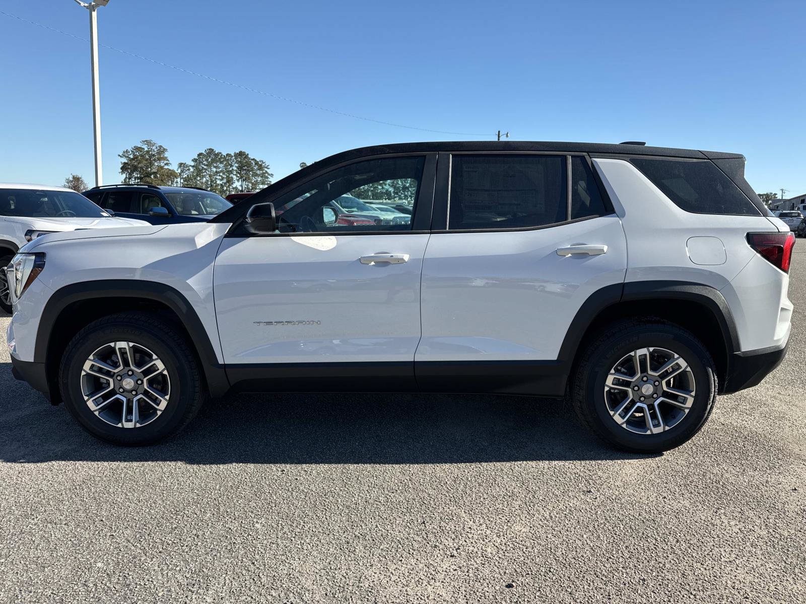 New 2027 GMC Terrain Elevation w/ LPO, Floor Liner Package FWD image 6