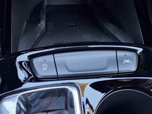 New 2026 Chevrolet Trax RS w/ Sunroof Package image 10