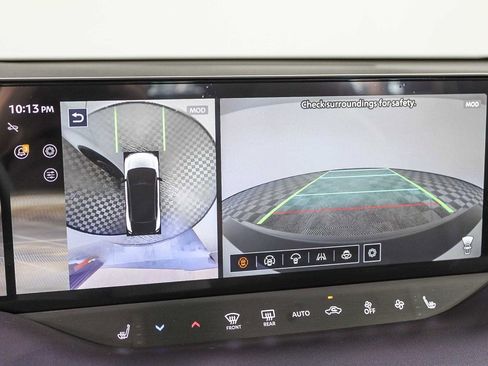 New 2026 Nissan Leaf Platinum+ w/ Cargo Package (Platinum+) image 22