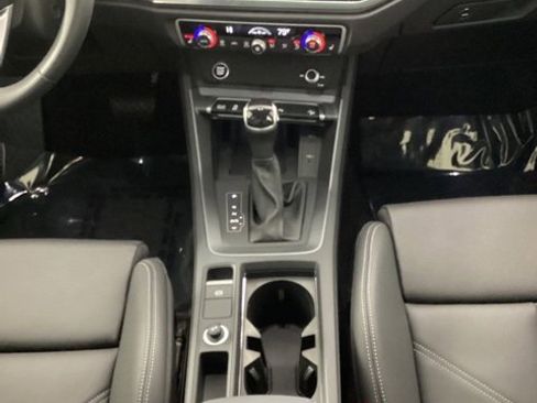 Used 2025 Audi Q3 2.0T Premium w/ Convenience Package image 22