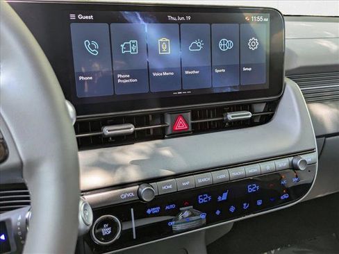 New 2025 Hyundai Ioniq 5 SE image 12