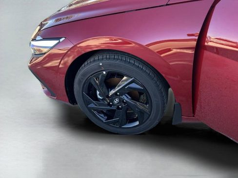 New 2026 Hyundai Elantra Sport FWD image 17