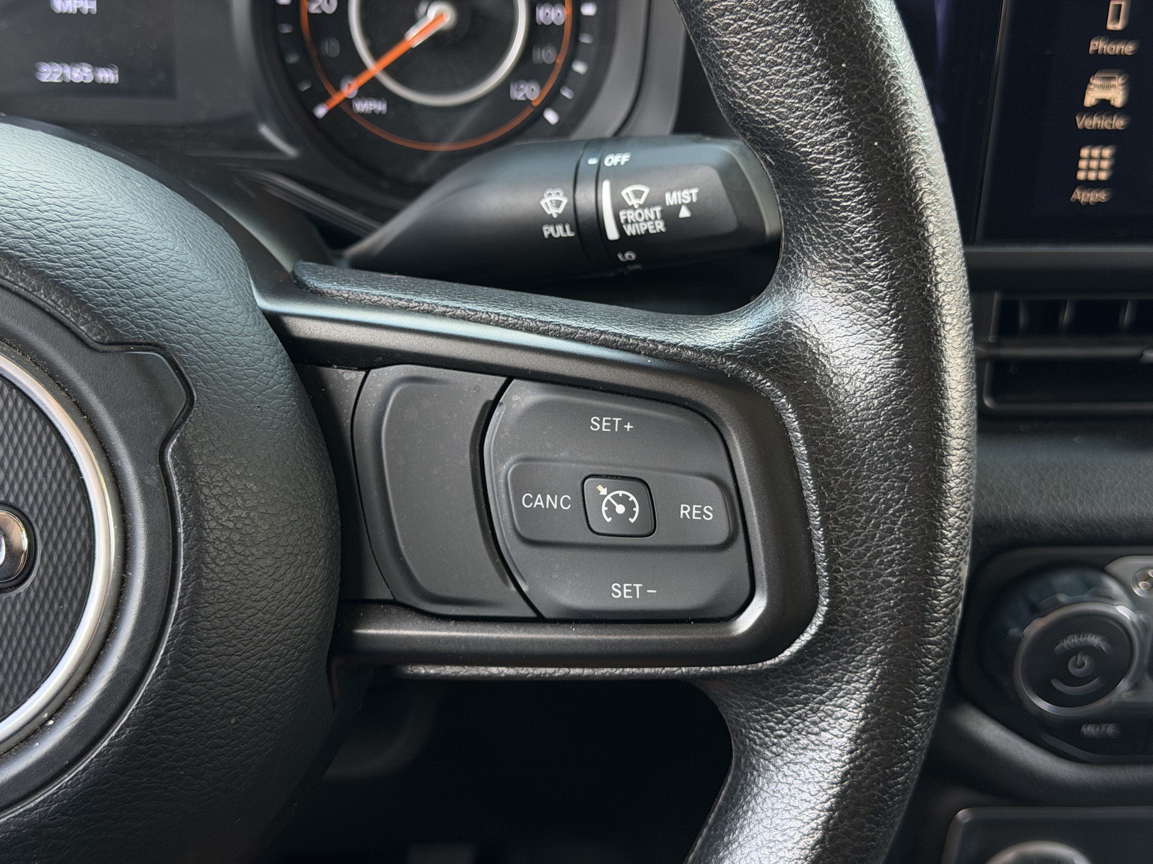 Used 2025 Jeep Gladiator Sport AWD/4WD image 19