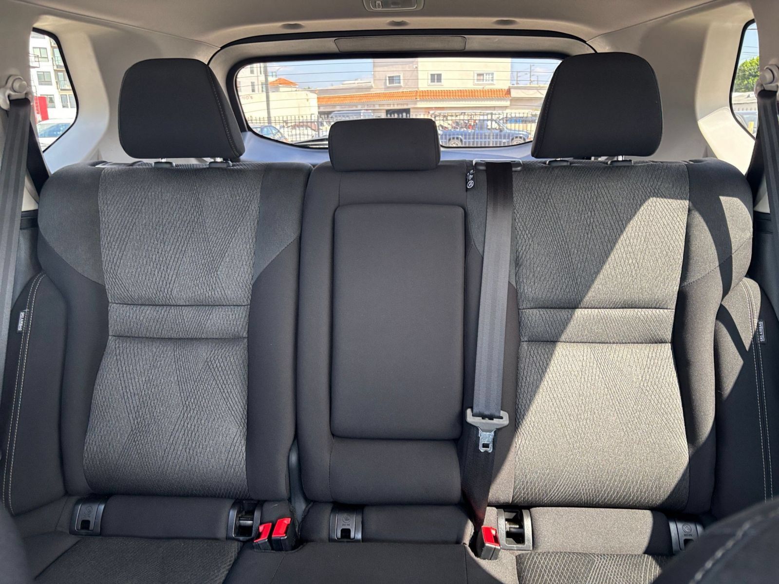 Used 2025 Nissan Rogue SV FWD image 39