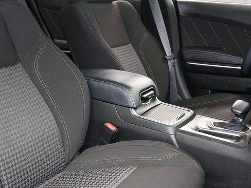 Used 2023 Dodge Charger SXT image 40