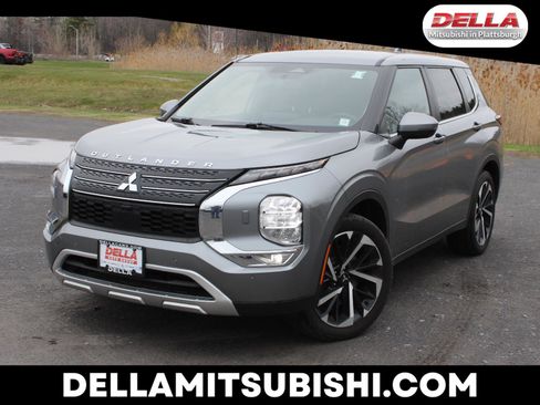 Used 2022 Mitsubishi Outlander SE AWD/4WD image 1