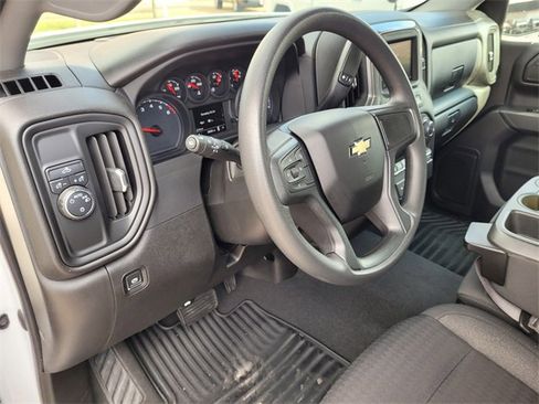 Used 2022 Chevrolet Silverado 1500 Custom image 21