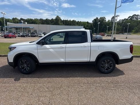 New 2026 Honda Ridgeline Sport image 8