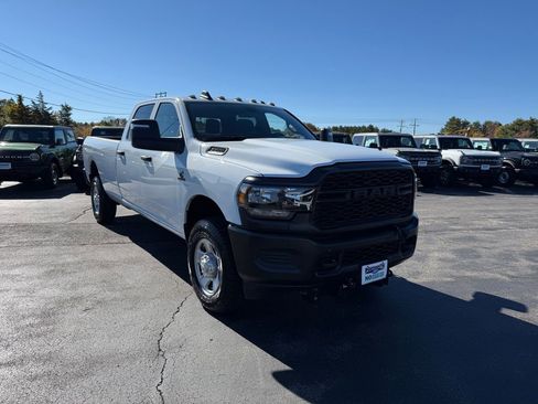 Used 2024 RAM 2500 Tradesman w/ Snow Chief Group AWD/4WD image 1