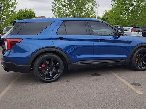 Used 2022 Ford Explorer ST w/ Equipment Group 401A AWD/4WD image 12