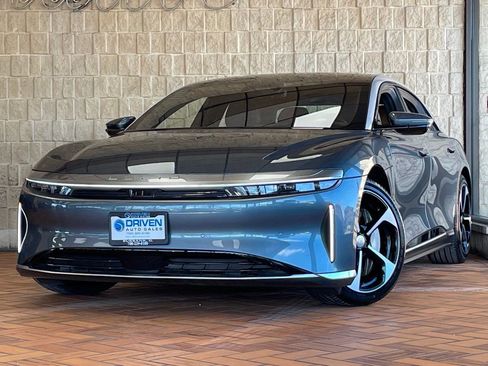 Used 2024 Lucid Air Touring image 2