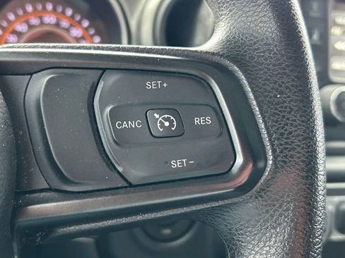Used 2018 Jeep Wrangler Unlimited Sport AWD/4WD image 16