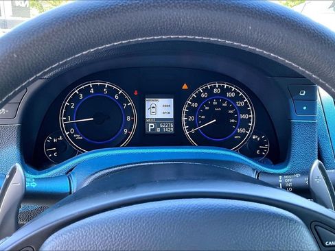 Used 2010 INFINITI G37 Convertible w/ Premium Pkg RWD image 13