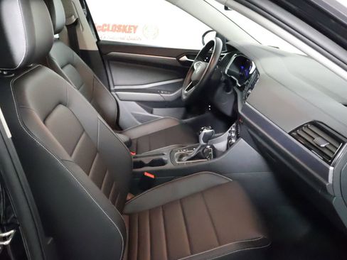 Used 2024 Volkswagen Jetta SE image 48