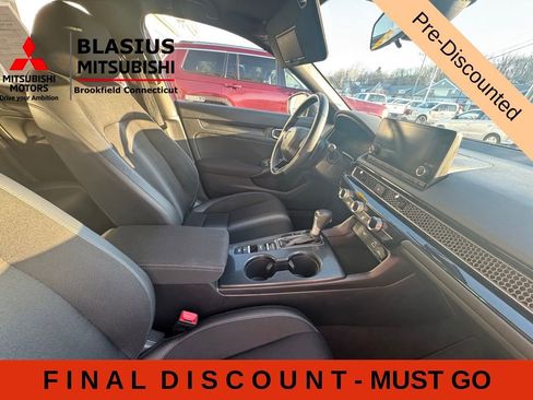 Used 2023 Honda Civic Sport image 26
