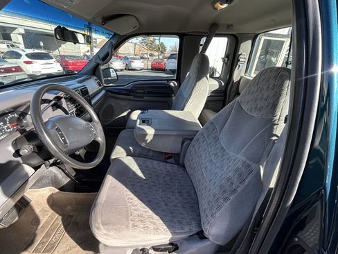 Used 1999 Ford F250 XLT image 16