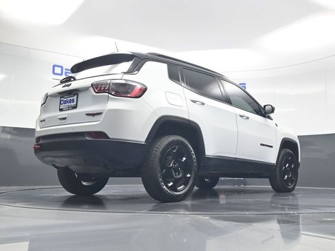 Used 2023 Jeep Compass Trailhawk AWD/4WD image 43