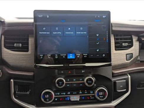 Used 2024 Ford Expedition Limited RWD image 31