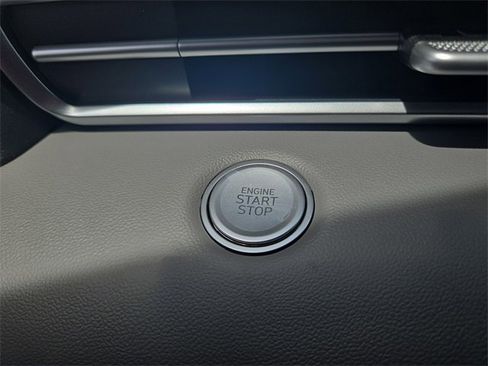 New 2025 Hyundai Elantra Blue image 11