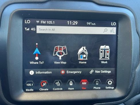 Certified 2022 Jeep Renegade Limited w/ Sun, Sound & Wheels Group AWD/4WD image 31