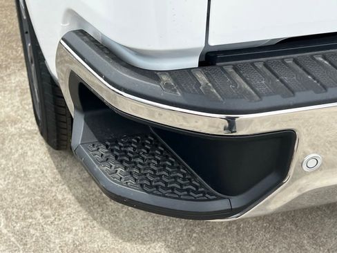New 2026 Chevrolet Silverado 1500 LT w/ Texas Edition Plus RWD image 18