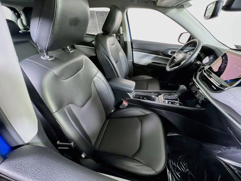 Used 2022 Jeep Compass Latitude w/ Sun and Sound Group image 25