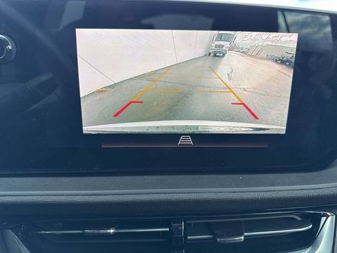 Used 2024 Buick Envista Sport Touring w/ Convenience I Package image 19