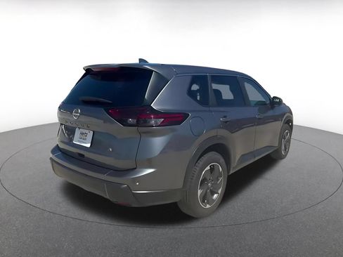 Used 2024 Nissan Rogue SV FWD image 14
