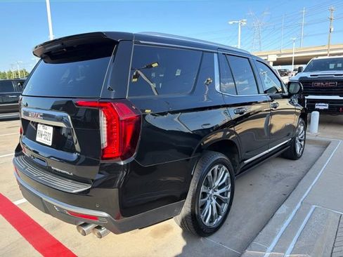 Used 2022 GMC Yukon Denali AWD/4WD image 3