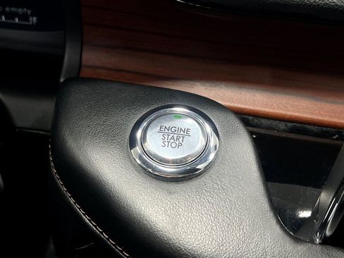 Used 2022 Lincoln Aviator Reserve w/ Equipment Group 201A AWD/4WD image 23