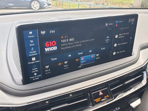 Used 2025 Acura MDX Base image 30