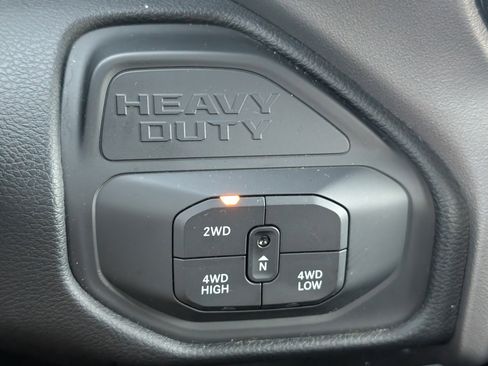 Used 2026 RAM 2500 Big Horn AWD/4WD image 20