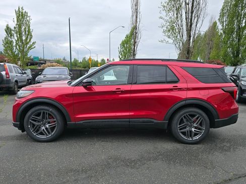 New 2026 Ford Explorer ST w/ Sun And Sound Package AWD/4WD image 8