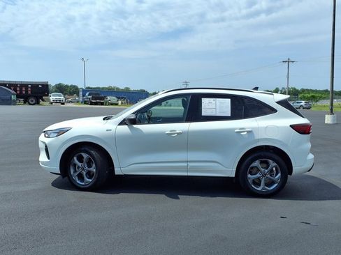 Certified 2023 Ford Escape ST-Line w/ Tech Pack #1 AWD/4WD image 2