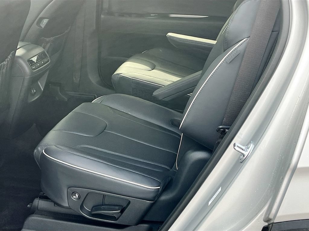 Used 2025 Hyundai Palisade SEL AWD/4WD image 15