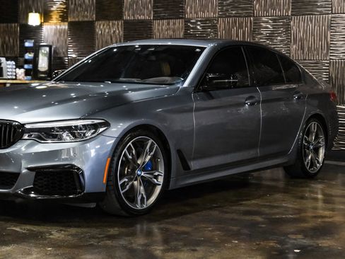 Used 2020 BMW M550i xDrive w/ Executive Package AWD/4WD image 10