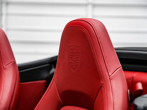 Used 2021 Porsche 911 Carrera 4 image 42