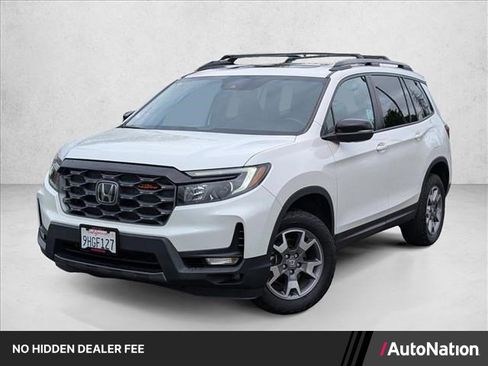 Used 2023 Honda Passport TrailSport image 1