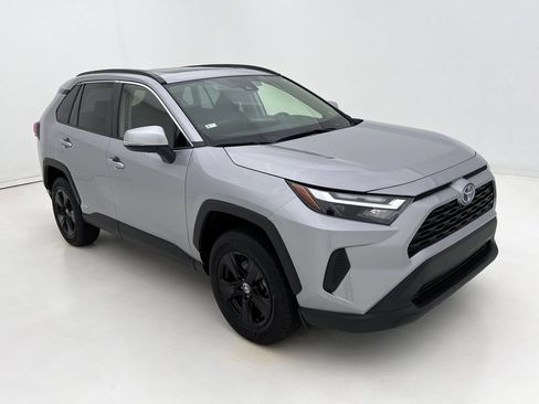 Used 2023 Toyota RAV4 XLE w/ Convenience Package AWD/4WD image 2