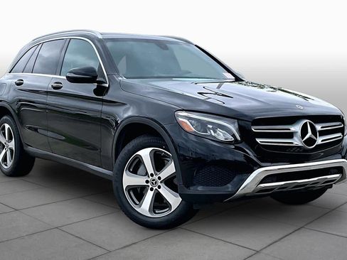 Used 2019 Mercedes-Benz GLC 300 image 3