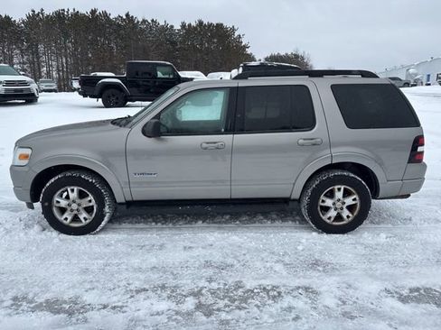 Used 2008 Ford Explorer XLT image 9