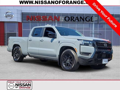 Certified 2026 Nissan Frontier SV w/ SV Convenience Package RWD image 1